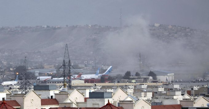 کابل ائیرپورٹ پر ہوئے دو دھماکوں میں اب تک 103 افراد ہلاک، 13 امریکی فوجی شامل