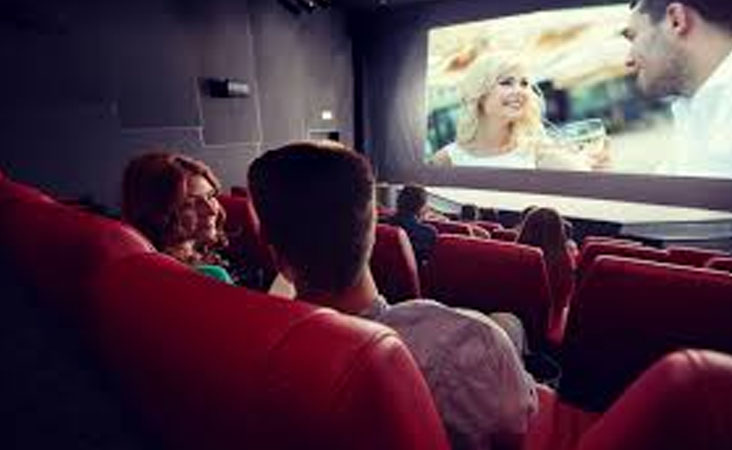متحدہ عرب امارات نے فلموں سے متعلق اٹھایا بڑا قدم، اب نہیں ہوگا سنسر، فحش مناظر بھی منظور!