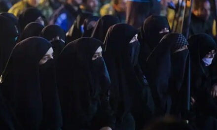 اب بھگوا بریگیڈ نے حجاب پہننے والیوں کی نسل کشی کی دی دھمکی، ویڈیو وائرل