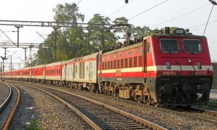 بزرگ ریل مسافروں پر کوئی رحم دلی نہیں، مرکزی حکومت کا کرایہ پر چھوٹ نہ دینے کا فیصلہ