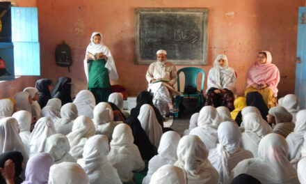 اتر پردیش: مدارس کی خاتون اساتذہ کو بھی ملے گی ’زچگی کی چھٹی‘، مدرسہ بورڈ کا فیصلہ